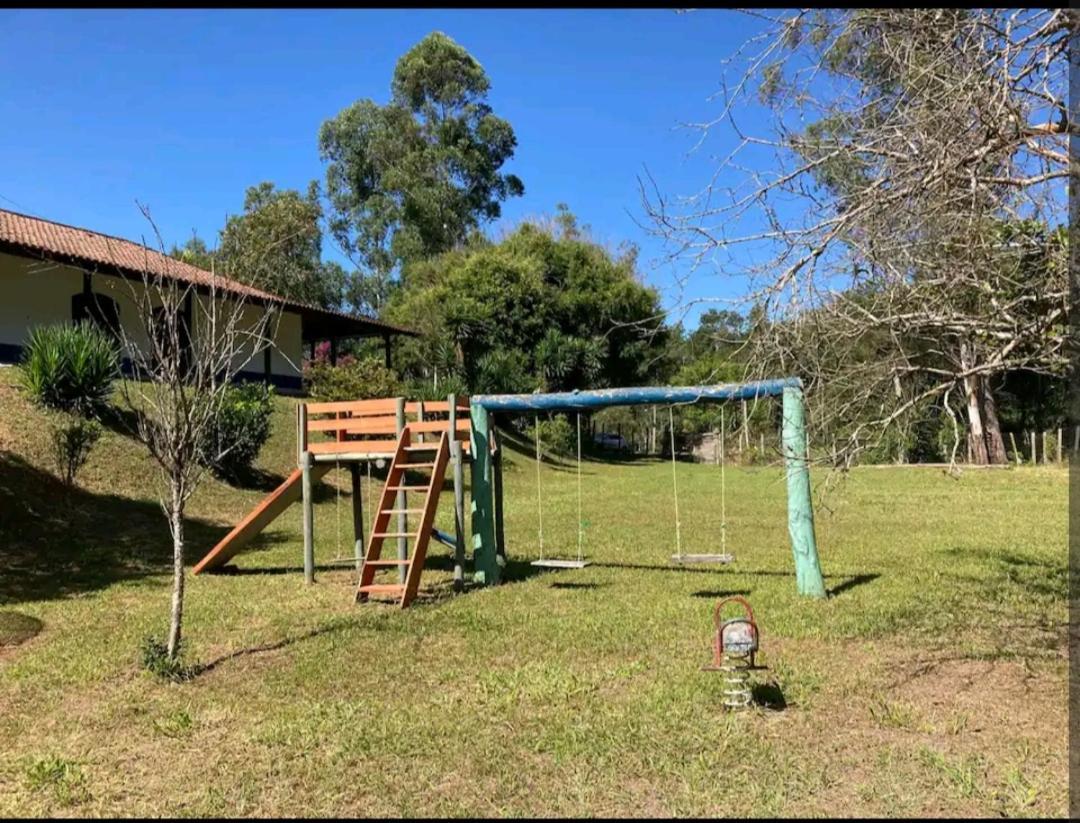 Casa De Campo Com Piscina A 2 Min De Cunha Εξωτερικό φωτογραφία